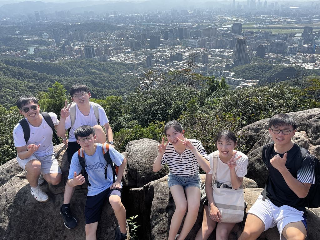 photo 5 of the album 導生聚會-爬大岩壁_20221112