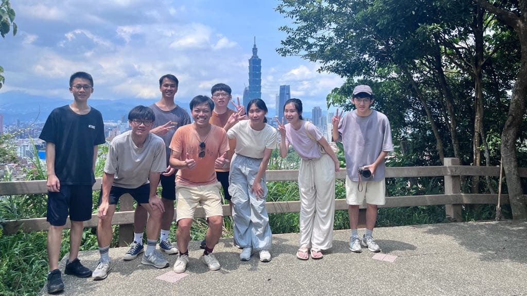 photo 2 of the album 導生聚會-cafe、富陽生態公園、福州山公園_20230722